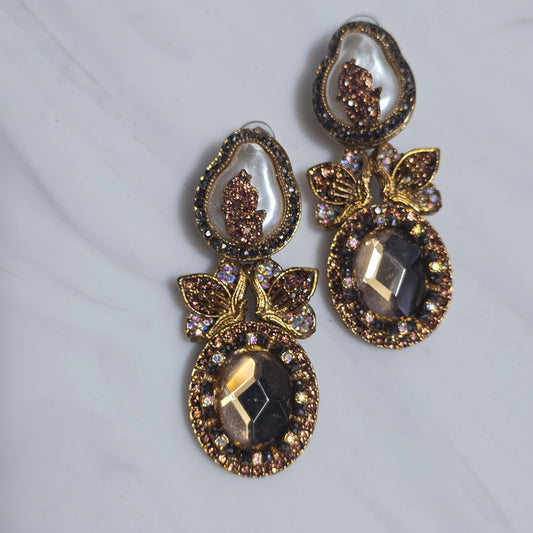 Elara Champagne & Pearl Statement Earrings image 3