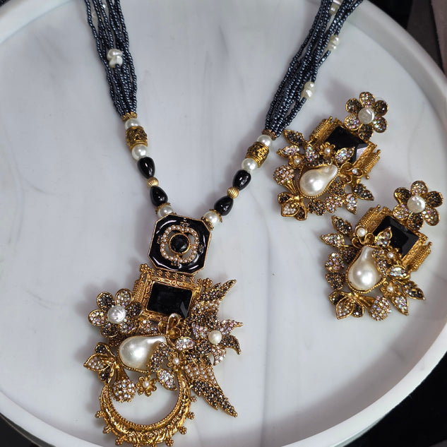 Black Motif Stone Mala Set