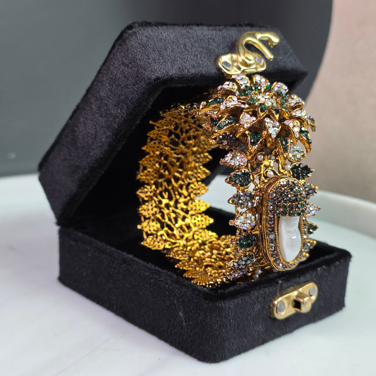 Elara Crystal & Emerald Stone Karah
