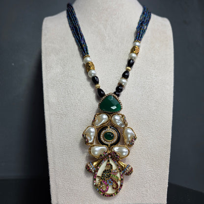 Elara Emerald Green & Cream Mala Set