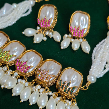 Elara Multi Pearl Choker Earring Set