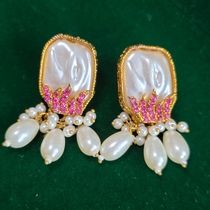 Elara Multi Pearl Choker Earring Set
