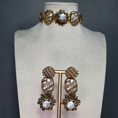 Elara Pearl Grey Stone Choker Set
