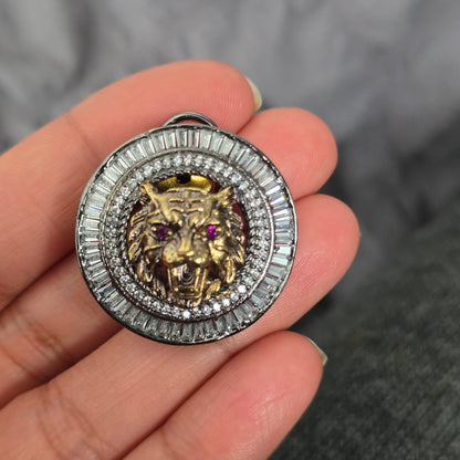 Elyzae Crystal Tiger Studs