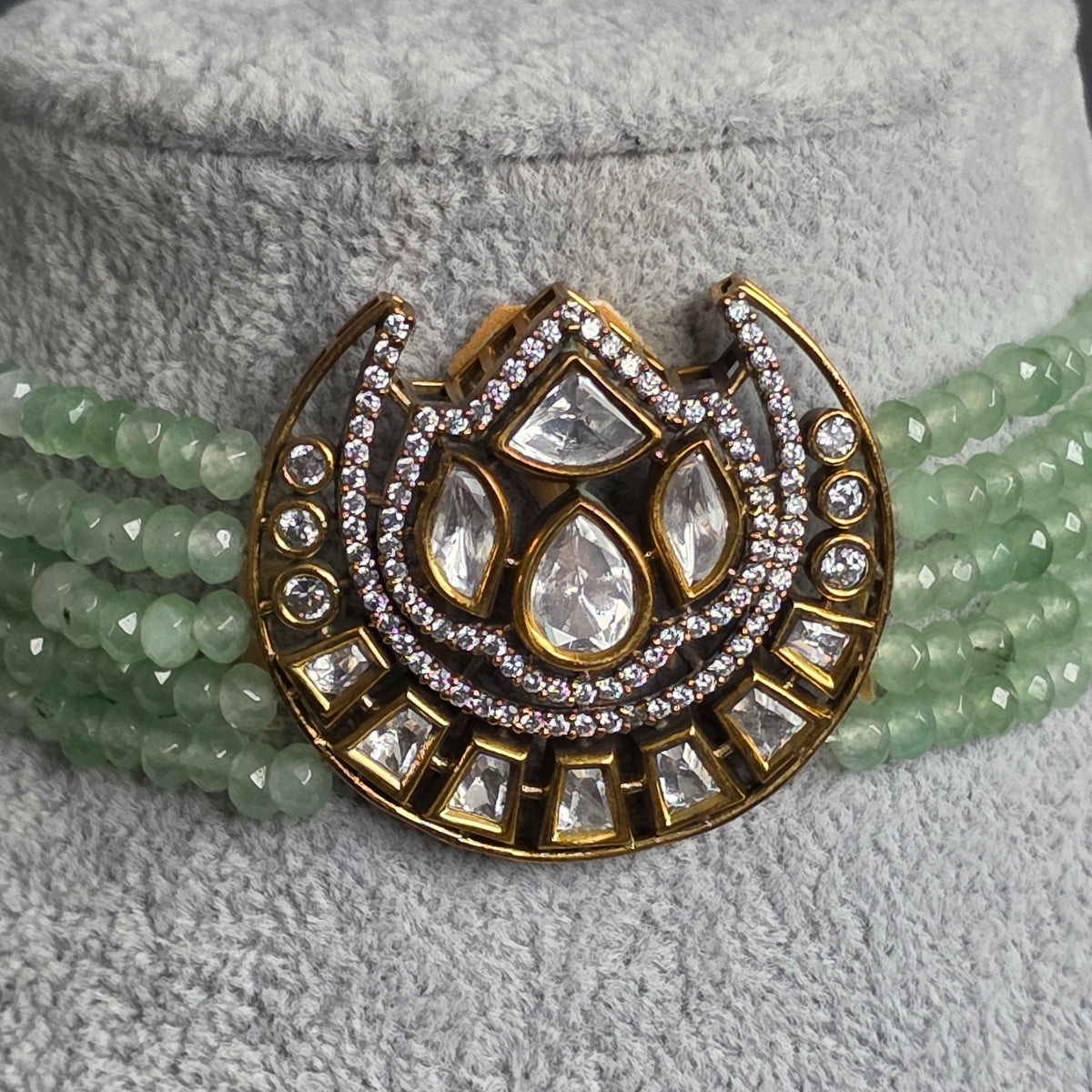Elyzae Mint Green Motif Choker Set