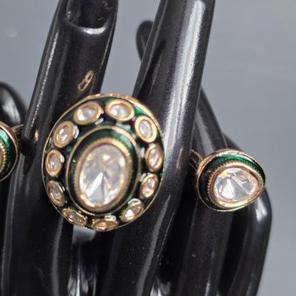 Elyzae Polki Kundan Emerald Double Finger Ring