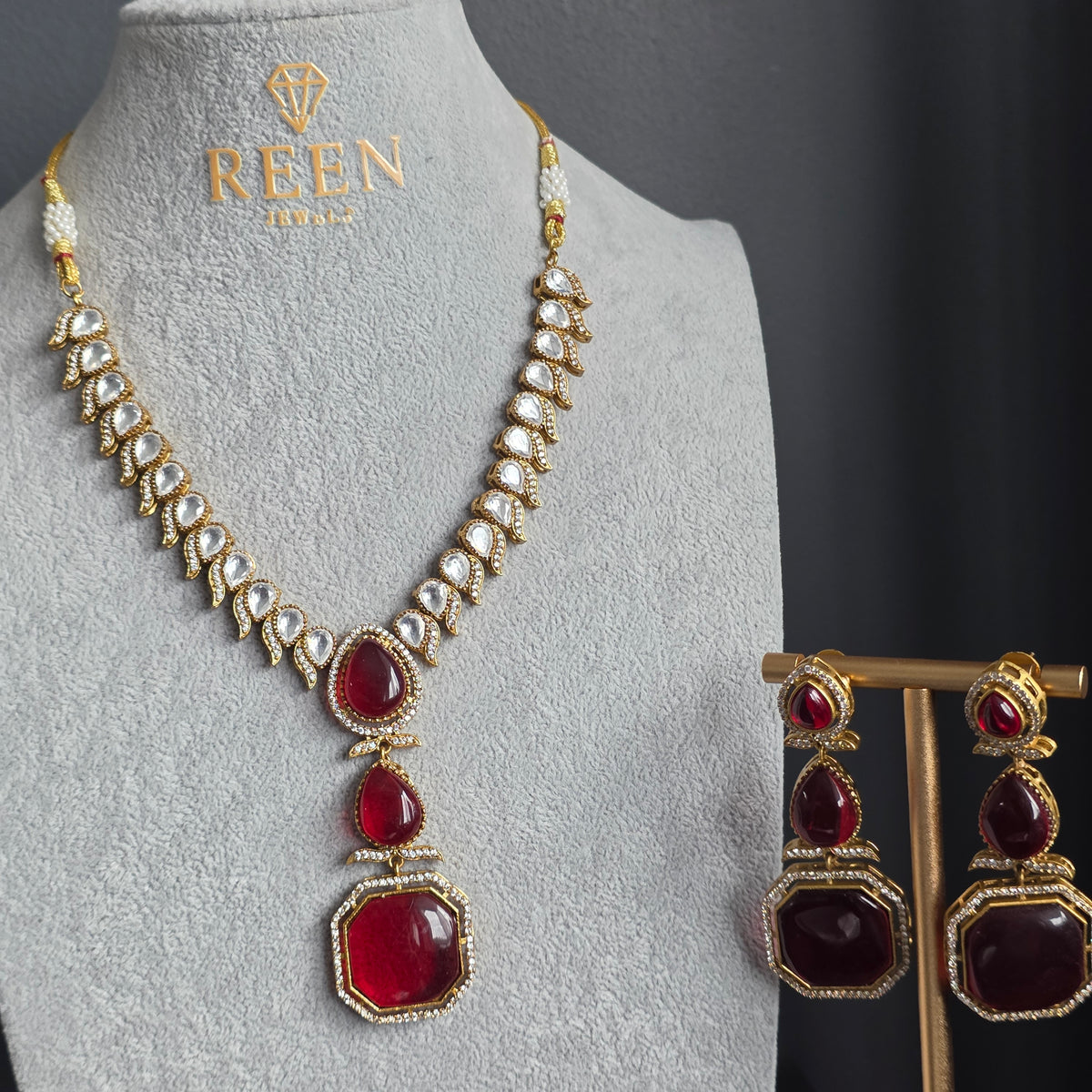 Elyzae Red Stone Mala Set