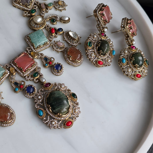 Elyzae Sabyasachi Forest Green Stone Multi Necklace Set image 3