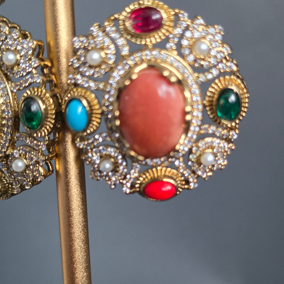 Elyzae Sabyasachi Peach Stone Multi Necklace Set