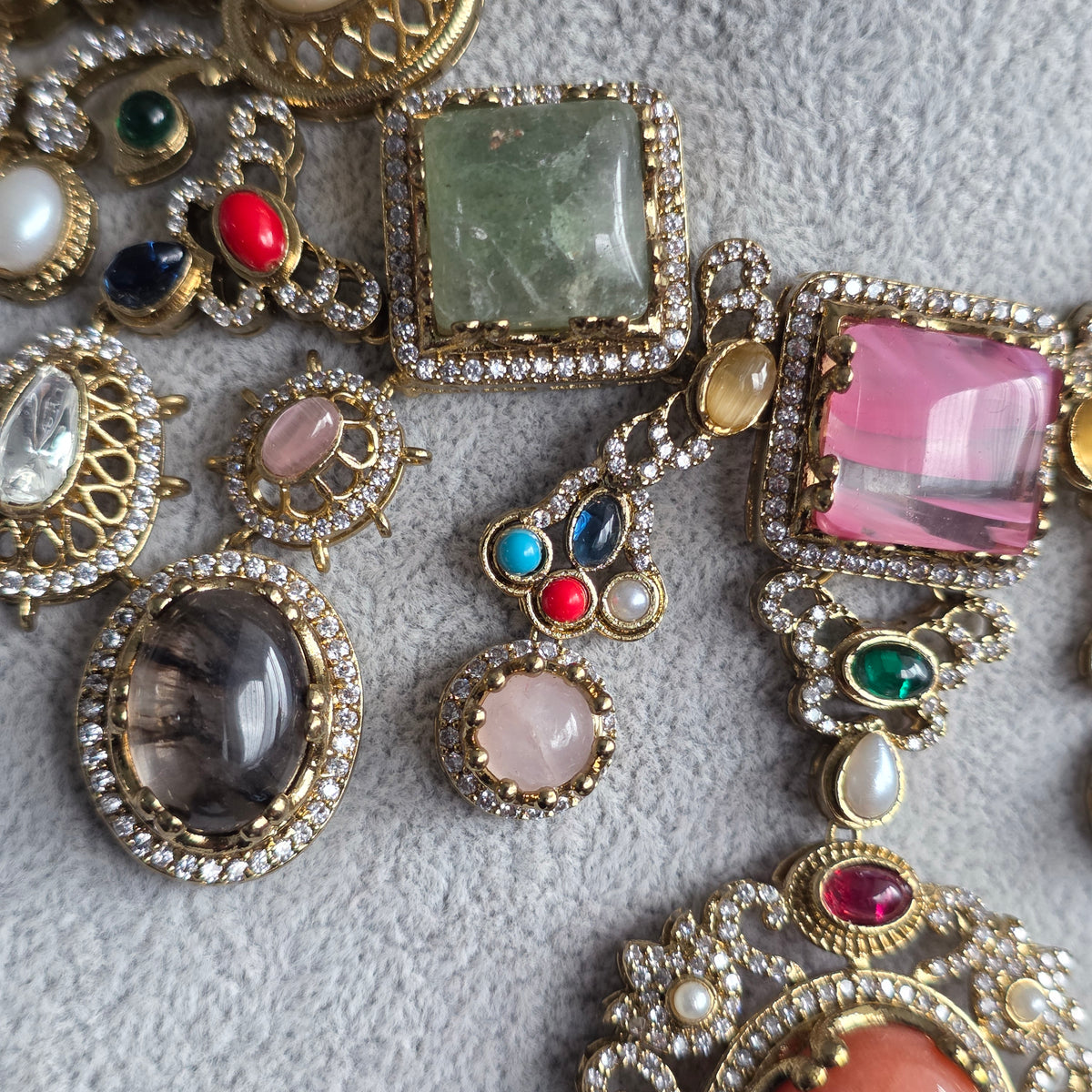 Elyzae Sabyasachi Peach Stone Multi Necklace Set