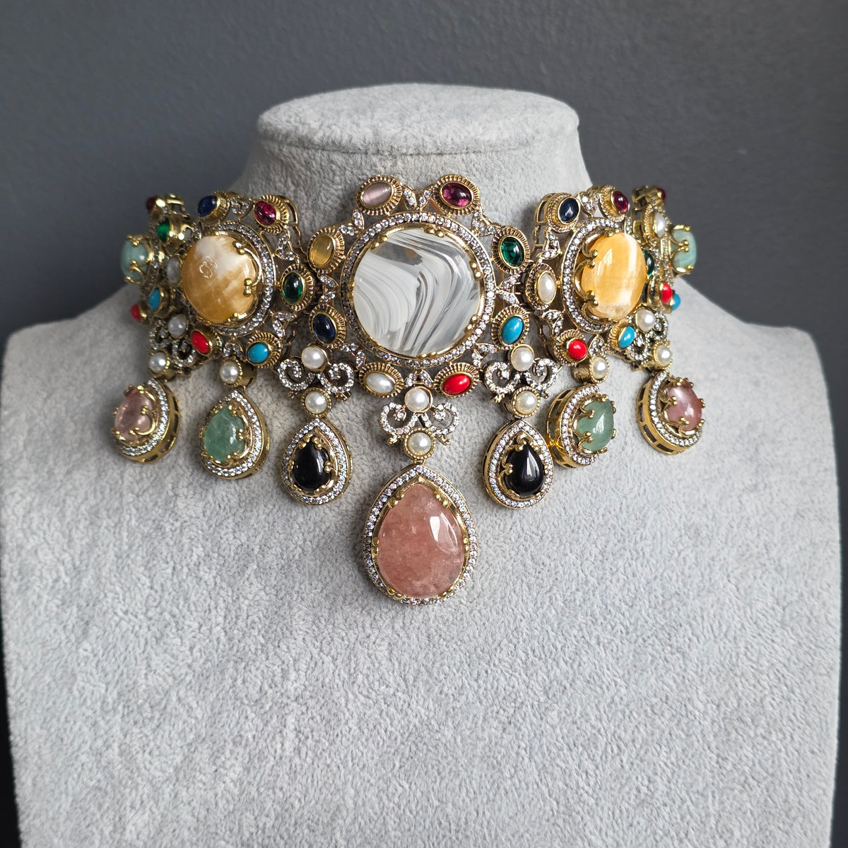 Elyzae White Marble Stone Multi Heavy Choker Set