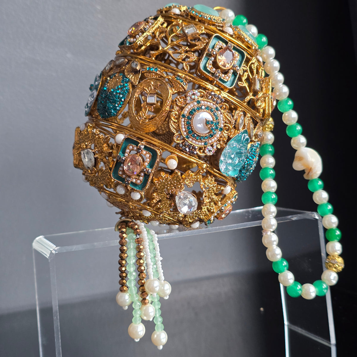 Emerald Green Encrusted Potli