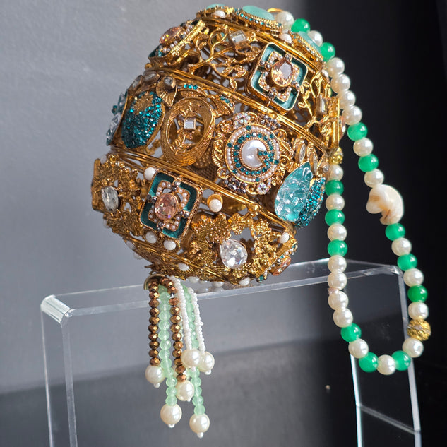 Emerald Green Encrusted Potli