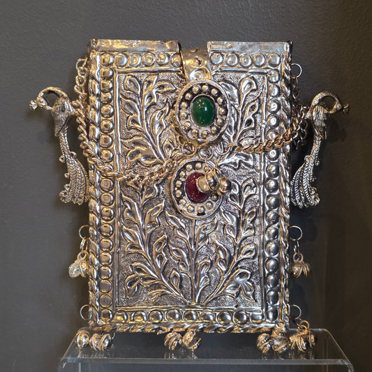 Traditional Silver Decorative Rectangular Clutch image 2