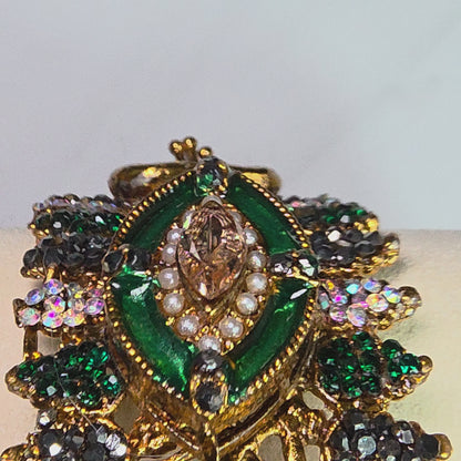 Elara Crystal & Emerald Stone Karah